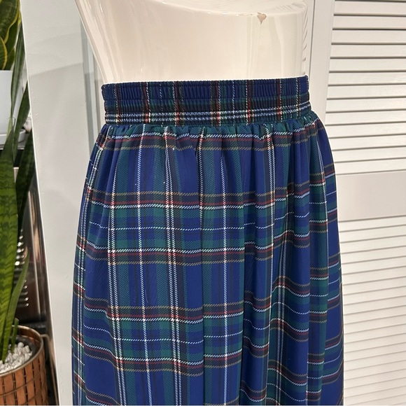 Plaid Chiffon Maxi Skirt - Picture 9 of 14